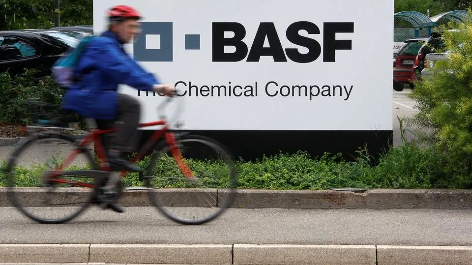 BASF cắt giảm việc làm trên toàn thế giới để đối phó với chi phí năng lượng cao
