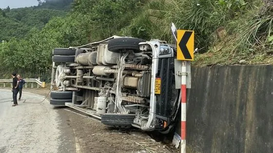 Ngày 24/2: Cả nước xảy ra 29 vụ tai nạn giao thông, làm chết 13 người