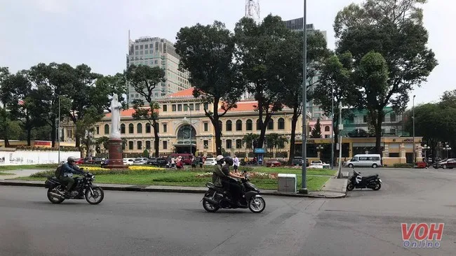 TPHCM nhiệt độ giảm, se lạnh ngày đầu tuần