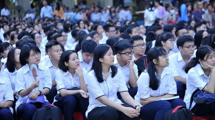 Trường chuyên không được tổ chức lớp không chuyên từ năm học 2024 - 2025