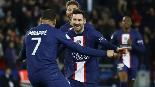 Messi và Mbappe tiếp tục tỏa sáng giúp PSG củng cố ngôi đầu