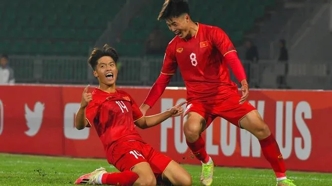 Kịch tính hạ U20 Qatar, U20 Việt Nam rộng cửa vào tứ kết