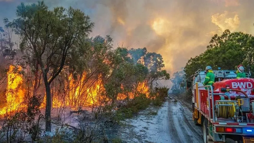 Lỗ thủng tầng ozone rộng thêm 10% vì cháy rừng ở Australia