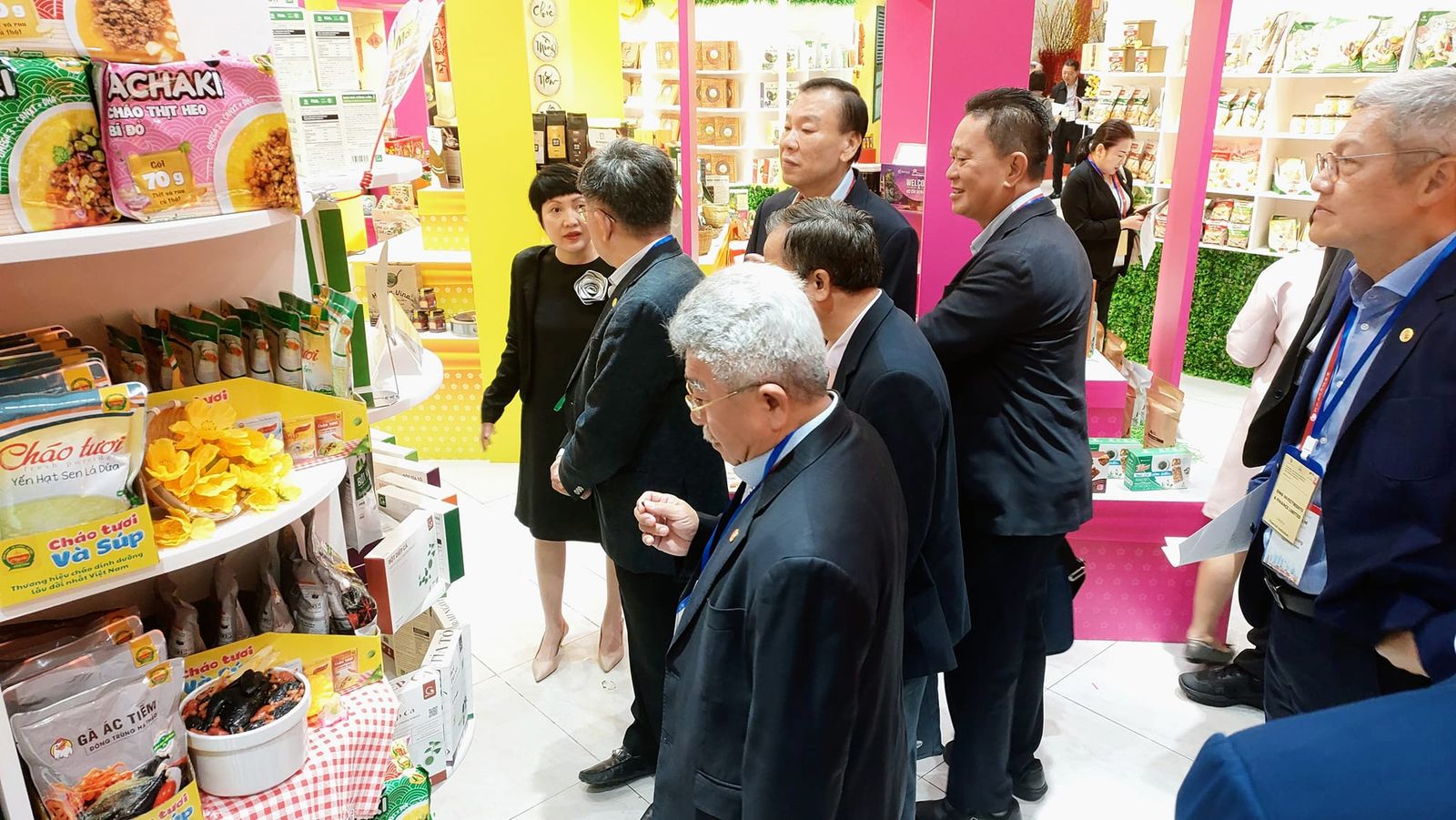 Thương mại song phương giữa Việt Nam và Singapore đạt 31 tỷ đôla Singapore vào năm 2022
