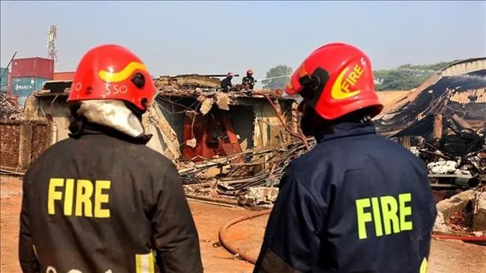 Bangladesh: Hỏa hoạn thiêu rụi hàng trăm ngôi nhà tạm trong khu ổ chuột