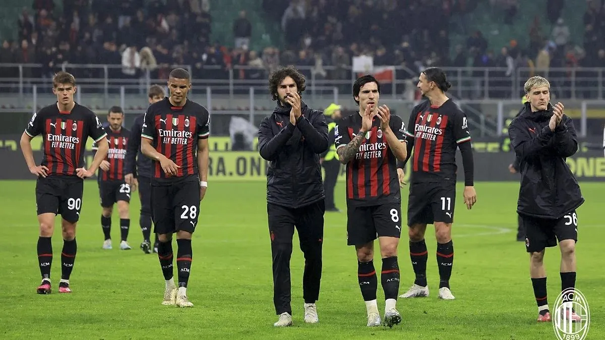 Milan vẫn trở lại tốp 4 Serie A dù hòa thất vọng Salernitana