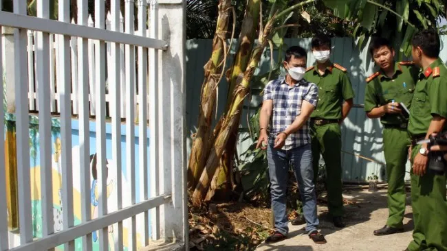 Bình Phước: Bắt 2 thanh niên đột nhập trường mầm non trộm hơn 1 tỷ đồng