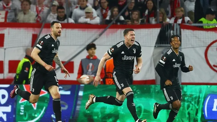 Lợi thế sân nhà không thể giúp Freiburg ngược dòng trước Juve