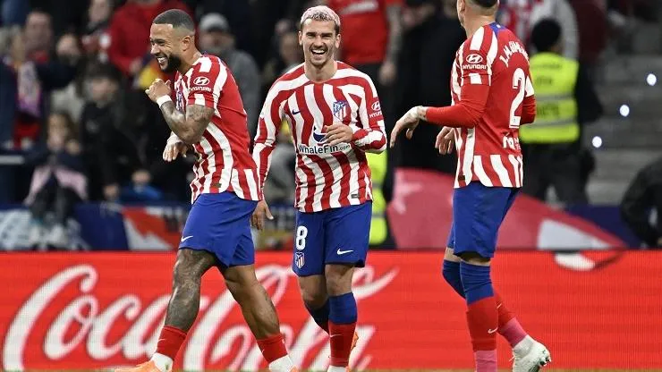 Atletico nối dài mạch bất bại lên 10 trận, còn kém Real 5 điểm