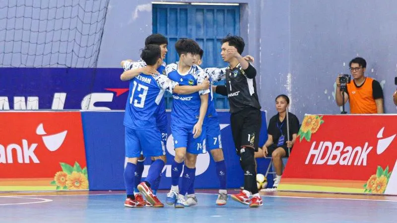 ĐKVĐ Sahako dẫn đầu Giải futsal VĐQG 2023 sau vòng mở màn