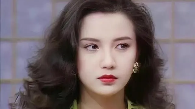 Tăng Hoa Thiên giận dữ trước tin đồn sụt cân 15kg và bí mật nhập viện