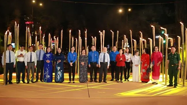 Khai mạc Lễ hội Thanh niên và trao giải thưởng Hồ Hảo Hớn