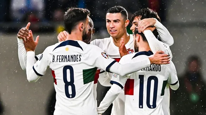 Ronaldo lại toả sáng, Bồ Đào Nha thắng 6 sao trên sân Luxembourg