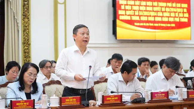 Cần sớm có chính sách cho giáo viên dạy 2 buổi/ngày