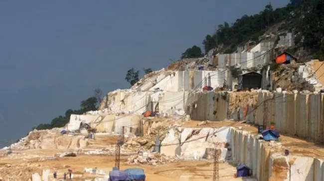 Yên Bái: Một công nhân tử vong do đá rơi vào đầu