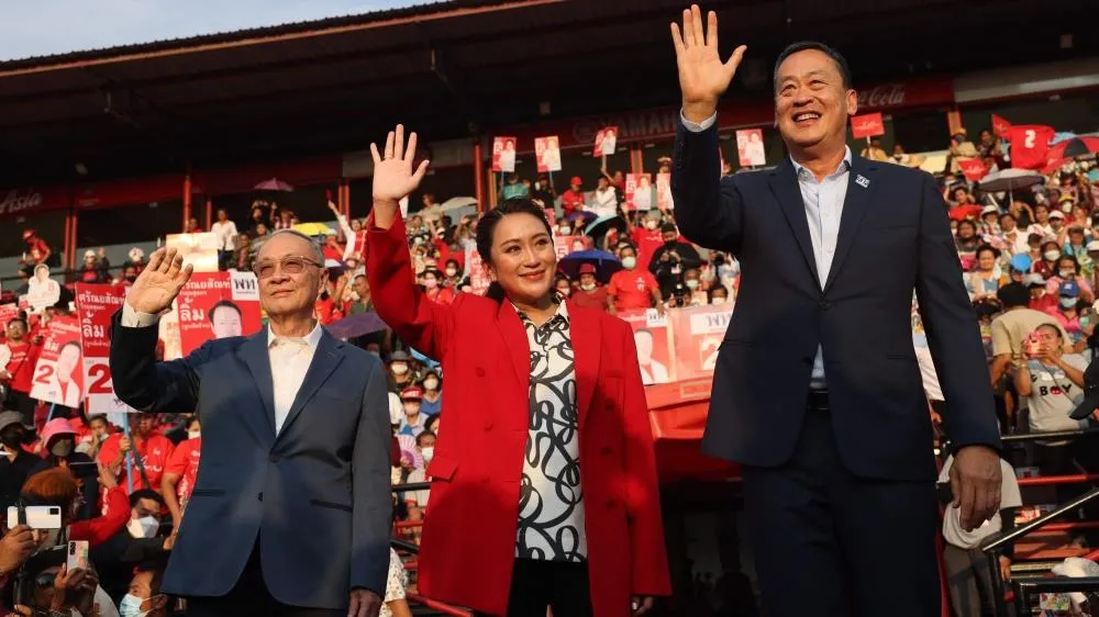 Con gái cựu thủ tướng Thaksin Shinawatra là ứng cử viên Thủ tướng Thái Lan