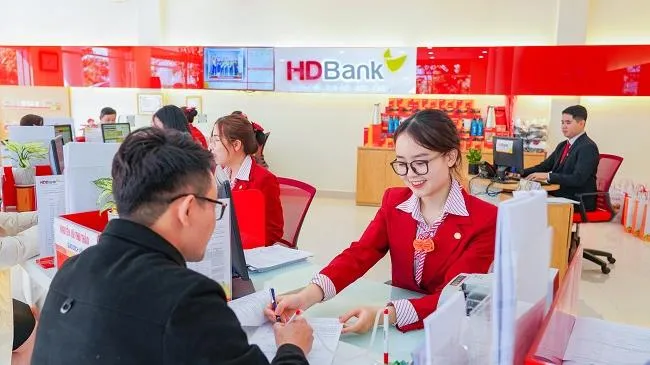 HDBank đặt mục tiêu lợi nhuận 13.200 tỷ đồng, chia cổ tức 25% tiền mặt