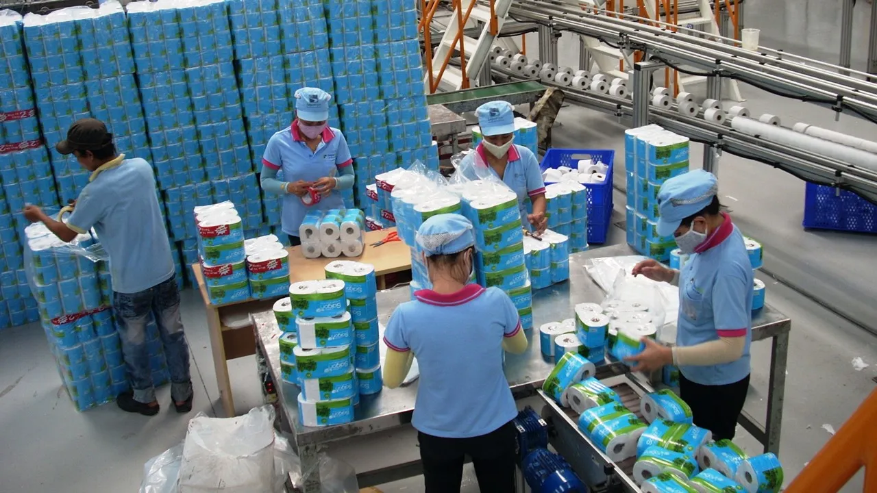 Quý I/2023, thị trường lao động phục hồi, thu nhập bình quân tăng