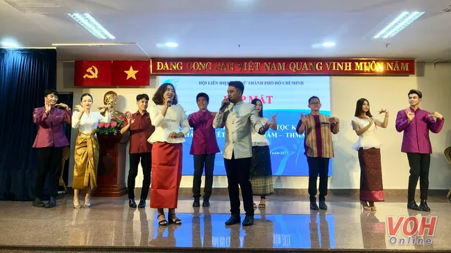 Tết sớm đến với những phụ nữ Khmer xa xứ