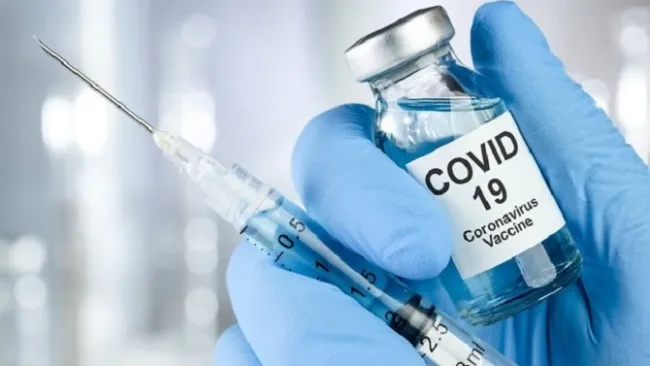 Hàng loạt công ty sản xuất vaccine Covid-19 bị kiện