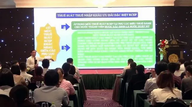 Cập nhật nhiều quy định mới liên quan đến xuất nhập khẩu cho doanh nghiệp