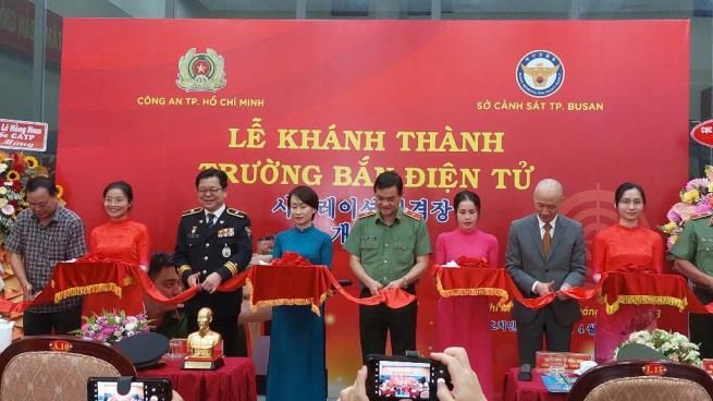 Công an TPHCM khánh thành trường bắn điện tử