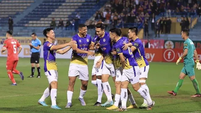 Đại thắng Hải Phòng, Hà Nội hiên ngang chiếm ngôi đầu V-League