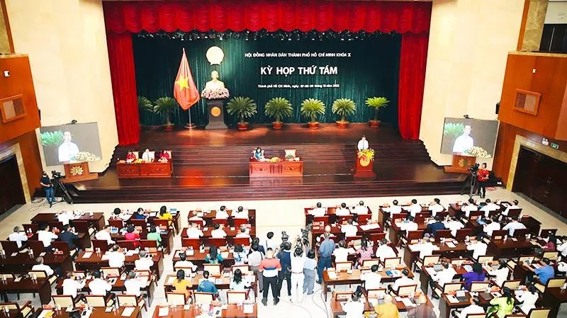 Sáng nay 18/4, HĐND TPHCM họp quyết nhiều dự án quan trọng