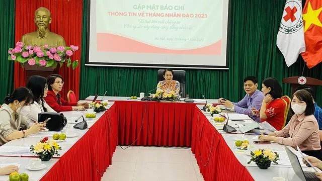Tháng nhân đạo: Vận động 400 tỷ đồng để trợ giúp 100 ngàn địa chỉ