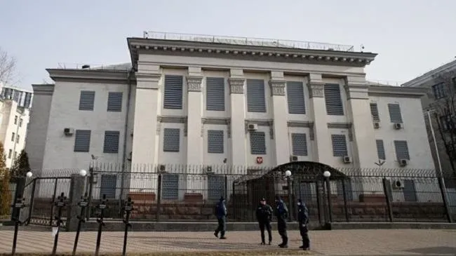 Ukraine lấy lại khu đất đặt Đại sứ quán Nga