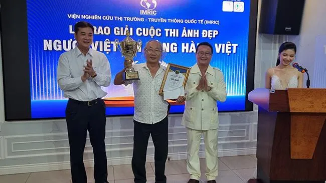 “Giấc mơ Việt” giành giải nhất cuộc thi ảnh “Người Việt tin dùng hàng Việt” lần thứ 1 - 2023