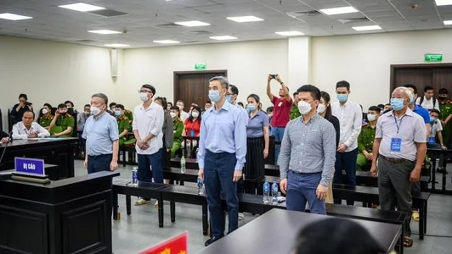 3 năm tù cho cựu Giám đốc Bệnh viện Tim Hà Nội Nguyễn Quang Tuấn
