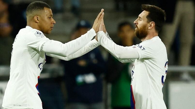 Giúp PSG thắng dễ, Messi và Mbappe cán cột mốc mới