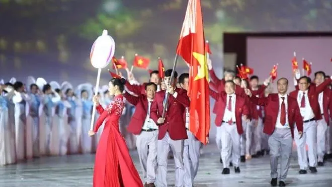 Huy Hoàng lần thứ hai cầm cờ tại SEA Games, cùng xem qua profile khủng