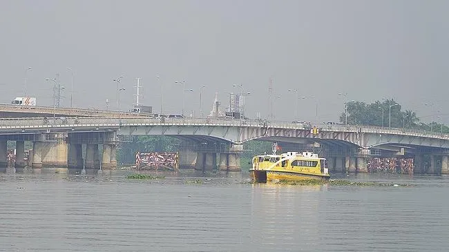 TPHCM: Bảo đảm an toàn giao thông các cầu bắc qua giao thông thủy