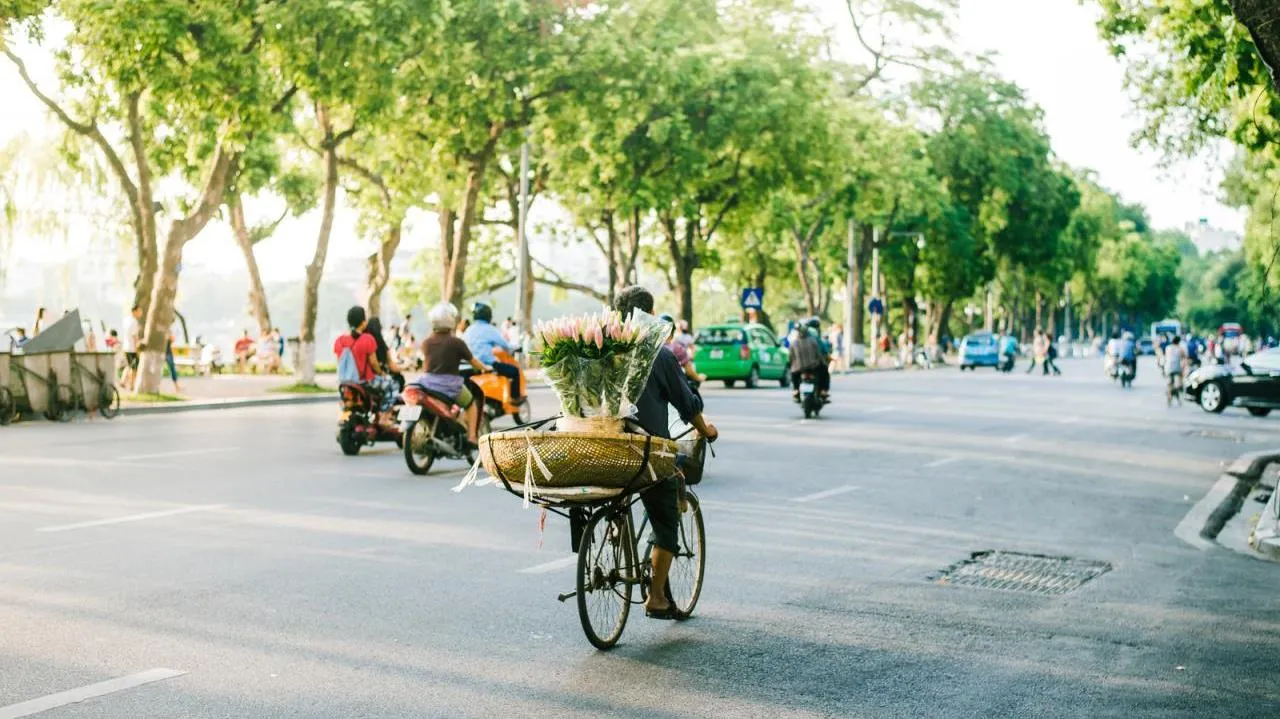 Dự báo thời tiết ngày mai 26/4: Đông Bắc Bộ trời lạnh, vùng núi phía Bắc trời rét