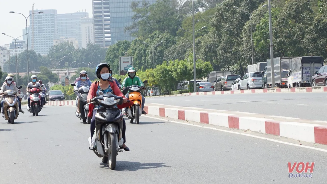 Dự báo thời tiết TPHCM hôm nay 25/4 và ngày mai 26/4: Nay còn nắng, mai mát dịu