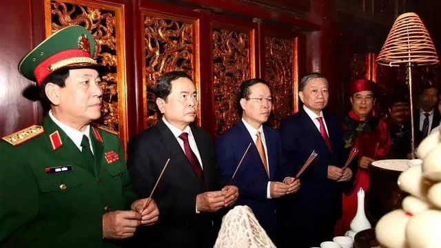 Lãnh đạo Đảng, Nhà nước dâng hương tưởng niệm các Vua Hùng