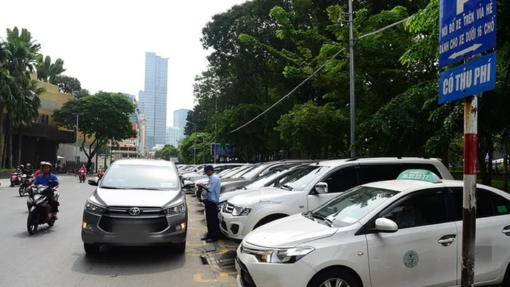 TPHCM: Tăng cường phạt nguội xe dừng, đậu sai luật