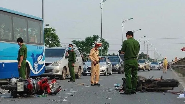 Điểm tin sáng 3/5: Số vụ TNGT giảm so với kỳ nghỉ lễ 2022 | Người dân tranh thủ trở lại TPHCM