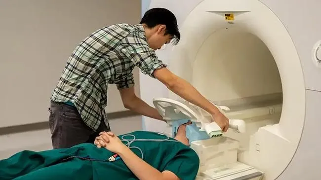 Tiến bộ đáng sợ tiếp theo của AI là đọc được suy nghĩ con người
