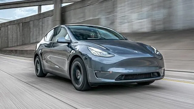 Tesla tăng giá xe trên toàn cầu