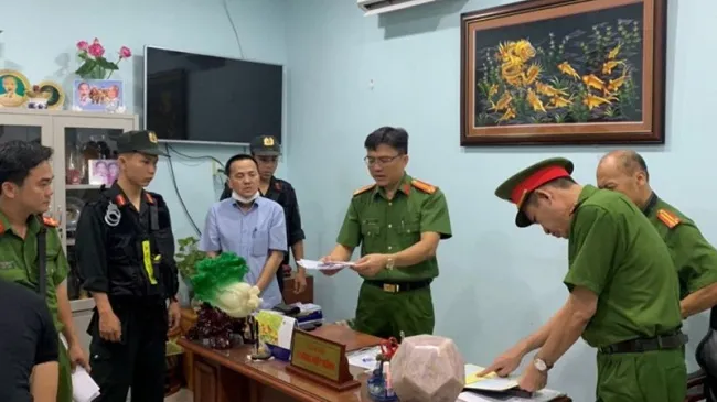 Khởi tố, tạm giam Giám đốc Trung tâm đăng kiểm xe cơ giới Đồng Nai