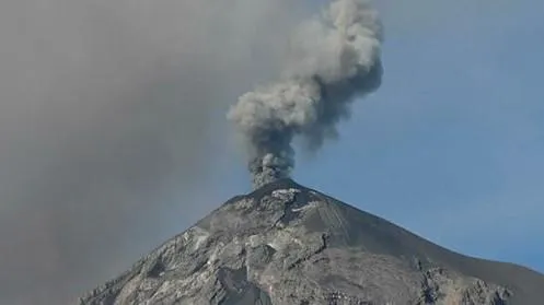 Sơ tán hàng ngàn người do núi lửa Fuego ở Guatemala phun trào