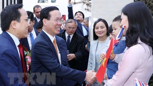 Chủ tịch nước thăm cộng đồng người Việt tại Anh