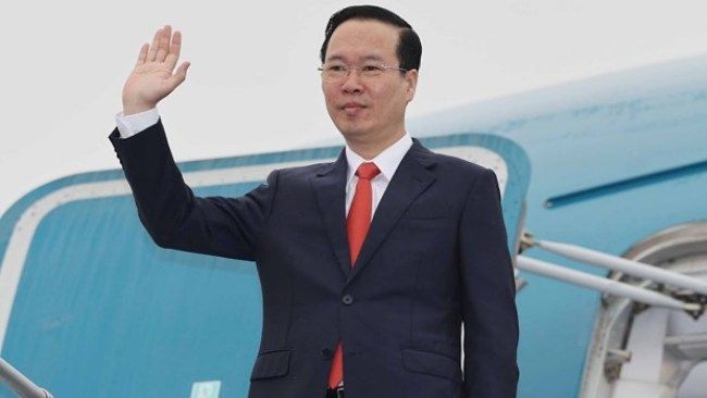 Chủ tịch nước đến London, dự lễ đăng quang của Nhà vua Anh Charles III