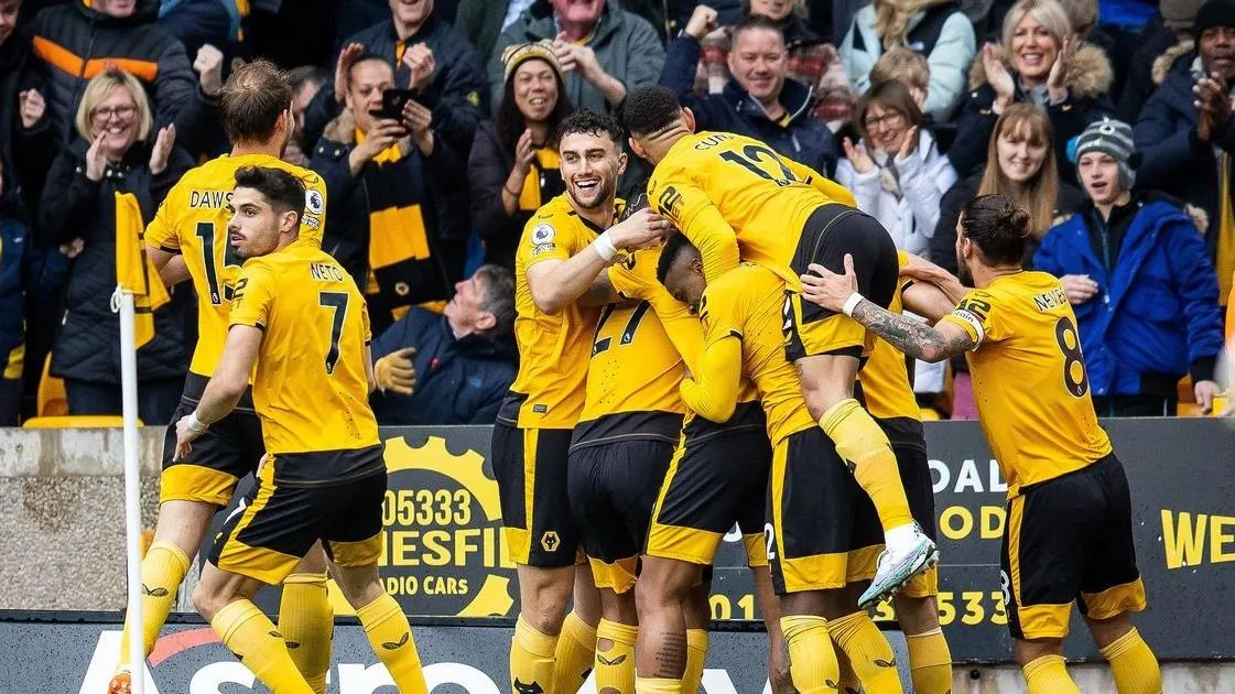 Wolverhampton hạ Aston Villa, tạm an tâm trong cuộc đua “trụ hạng”