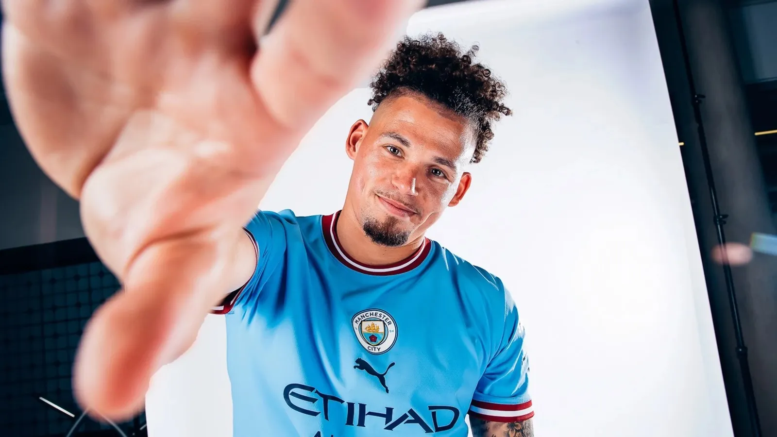 Pep Guardiola lên tiếng về tương lai của Kalvin Phillips