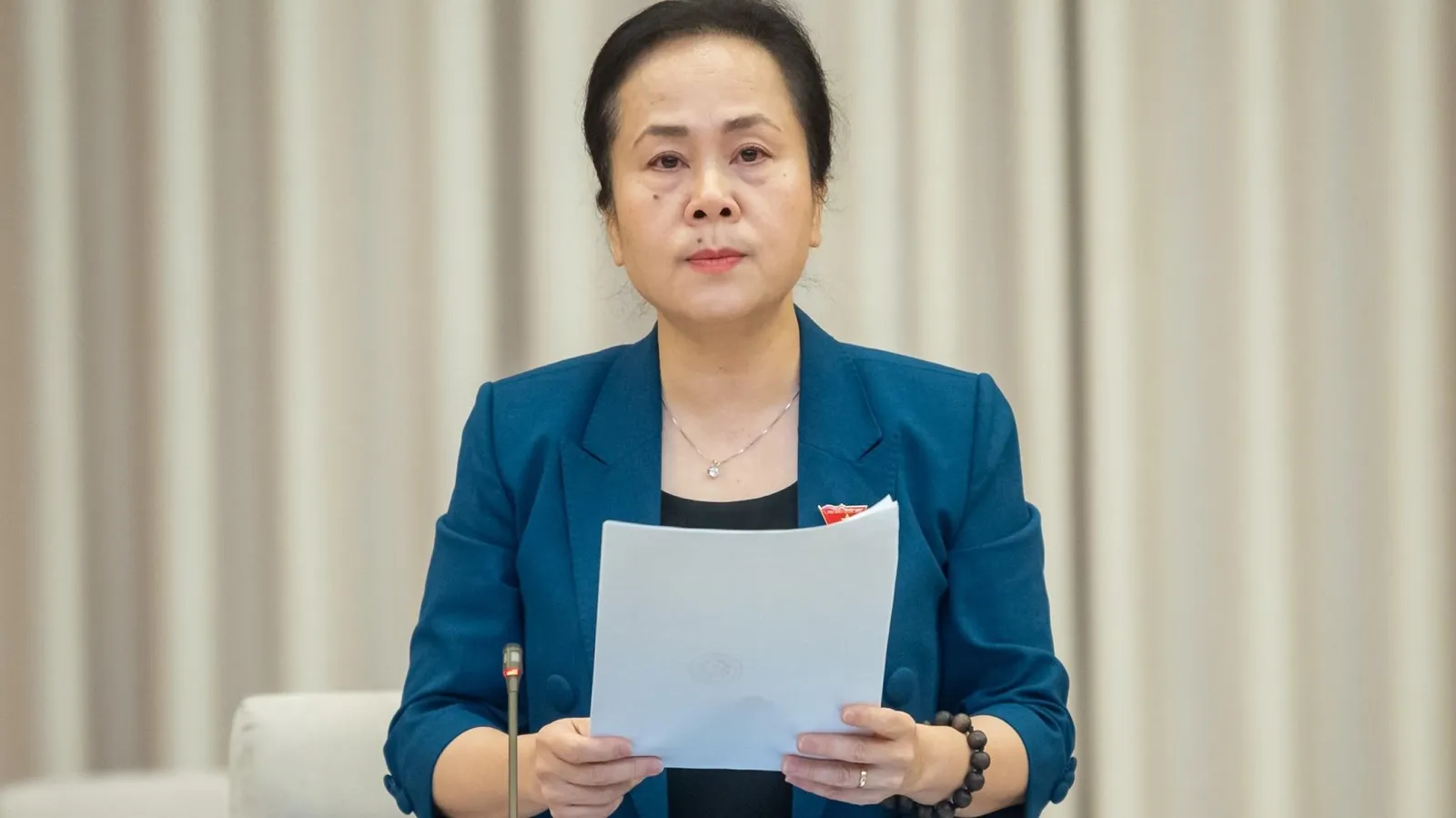 Không đồng ý giảm thuế VAT với lĩnh vực bất động sản, ngân hàng, chứng khoán, bảo hiểm