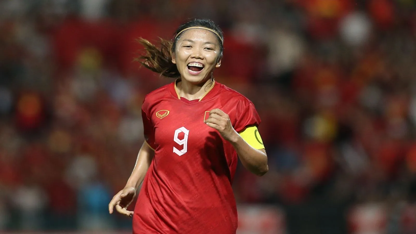Huỳnh Như hóa Ronaldo, tuyển nữ Việt Nam lập thành tích khủng tại SEA Games